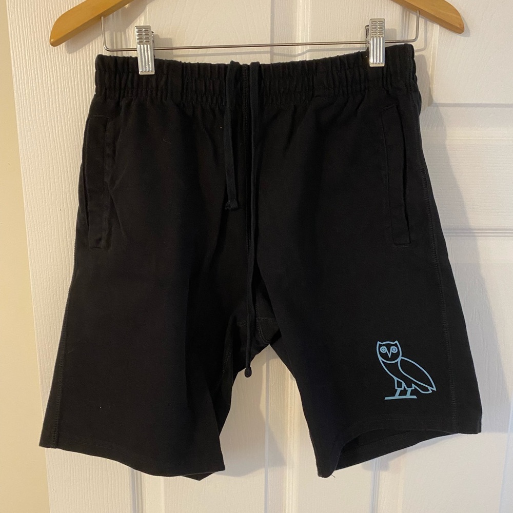 Men’s OVO shorts size small